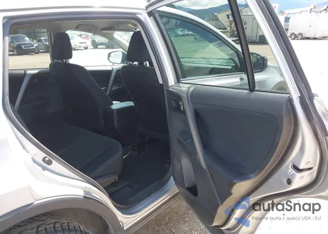 2016 Toyota Rav4 Le z USA, uszkodzony, nr VIN 2T3BFREV1GW530323